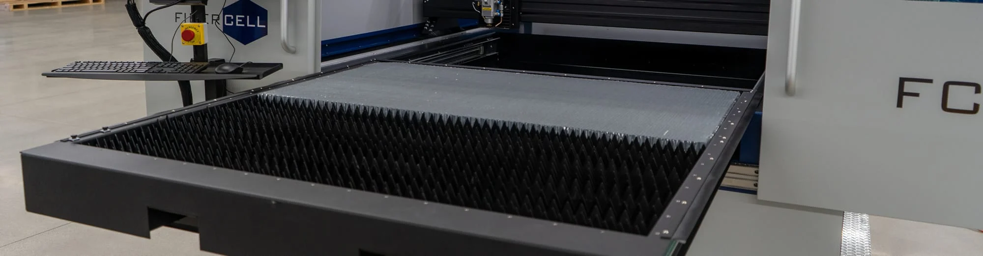 Metal sheet cutting on Kern hybrid CO2 laser system with oxygen assist gas