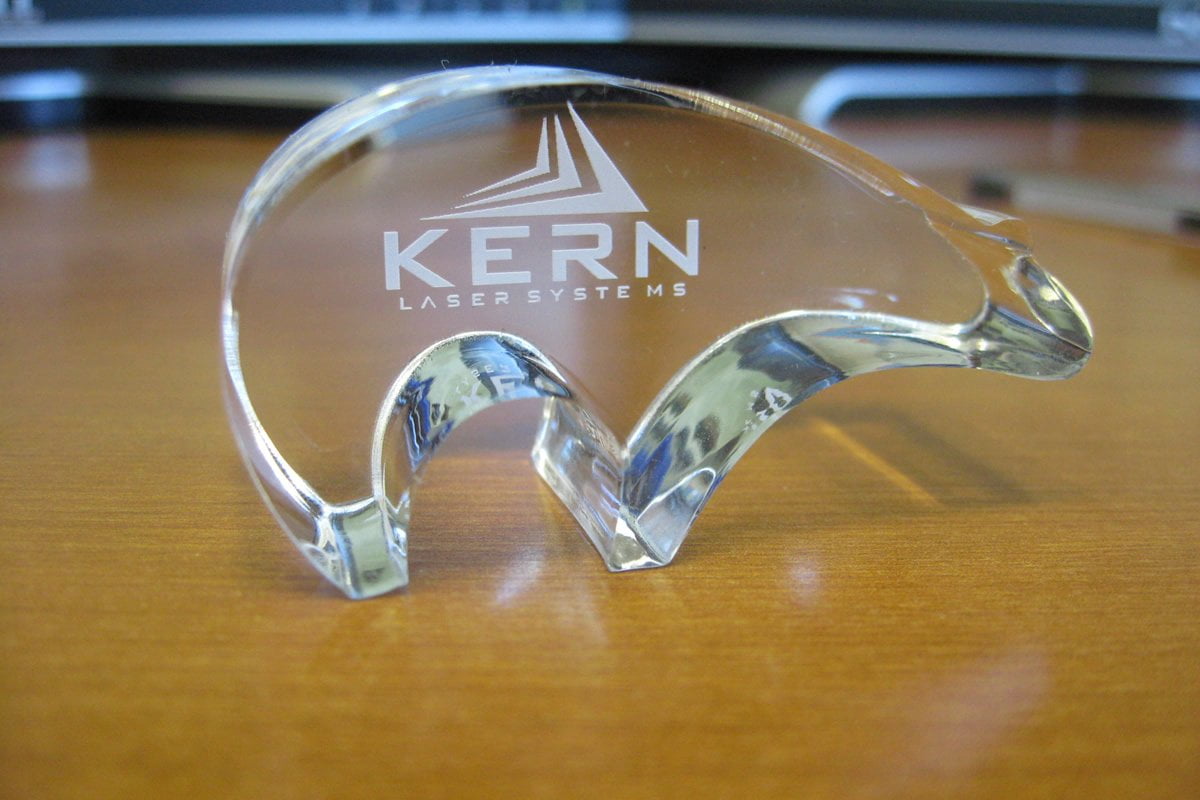 Flame-polished acrylic laser cut parts produced by Kern laser machine