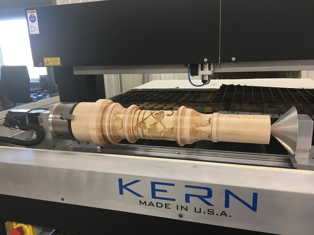 Kern Pipe and Tube Rotary chuck mechanism holding a steel pipe